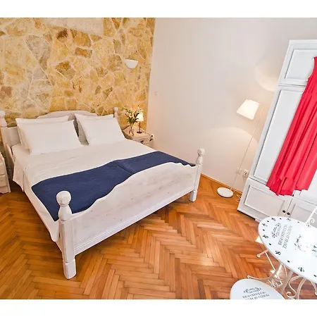 Apartman Peristil Loft