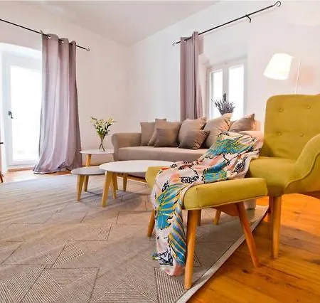 Peristil Loft Apartament